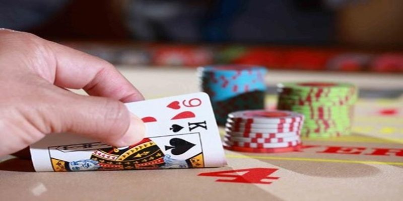 Cách chơi Baccarat có luật tham gia khá dễ hiểu